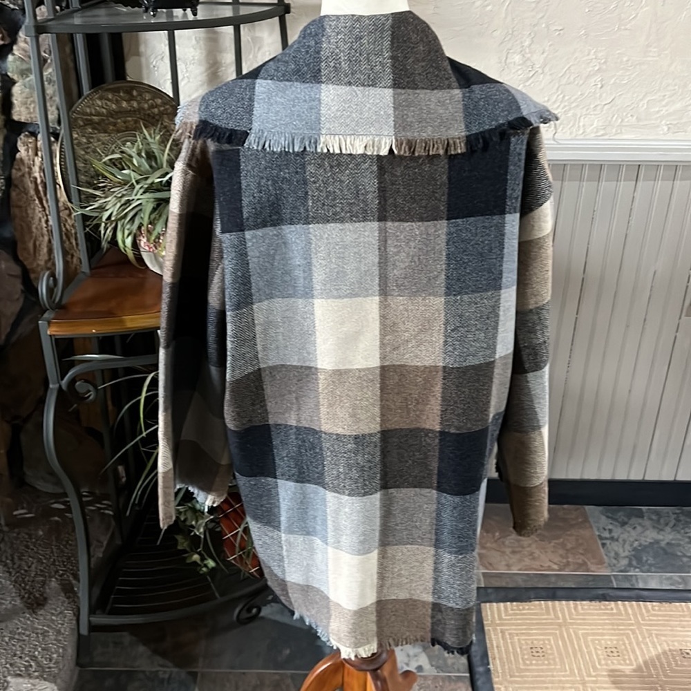 Dalmys Open Jacket - Picture 2 of 5